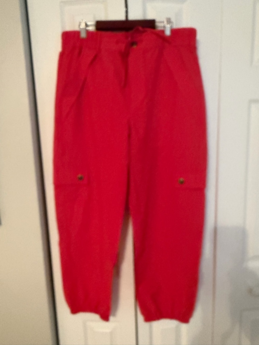 Cabi Red Quantum Cargo #6396 Medium EUC